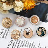 [clothes_buttons] - [buttonzone]